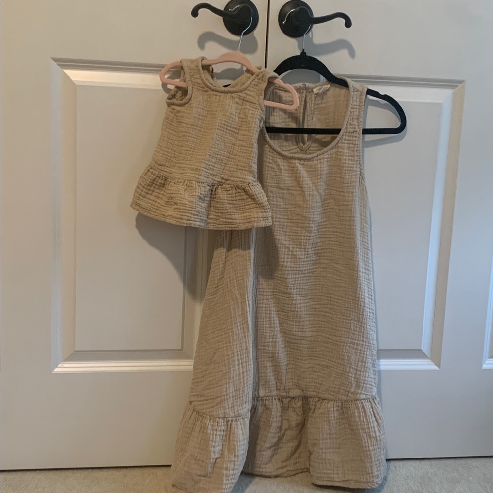 Burt's Bees Mommy and Baby Cream Ruffle-Hem Sleeveless Dresses